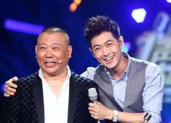 4对同龄人演父子竟毫无违和感刘德华比儿子仅大4岁