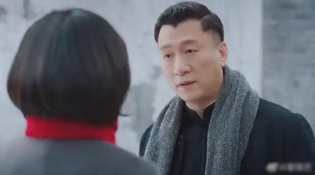 在此前的剧情进展之中,孙红雷饰演的金海,和尹昉扮演的徐天,已经完全