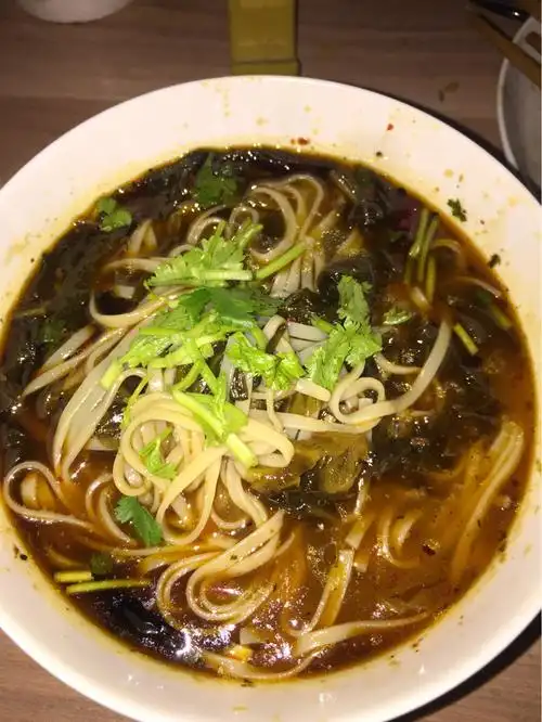 如何吃到美味的酸菜面