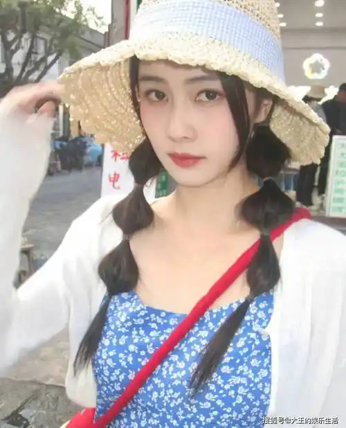 演员白鹿素人时期的旧照曝光,网友:现在没有以前好看了!