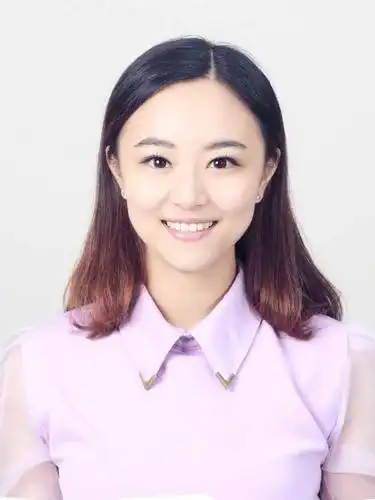 美国的大头报名照与我们国内的报名照为何看上去更有档次,在拍摄上有