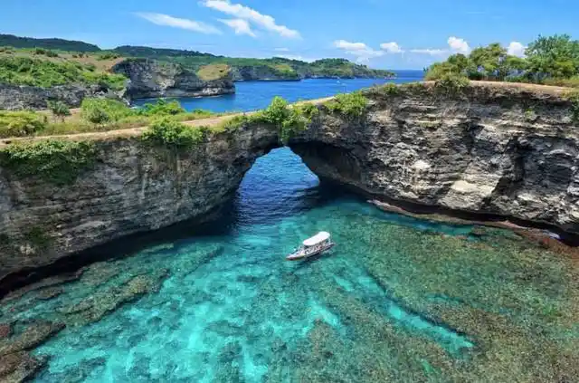 离岛| 巴厘岛周围还隐藏着哪些人间仙境
