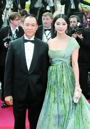 王学圻夜访范冰冰香闺 深夜送饭亲如一家(图)