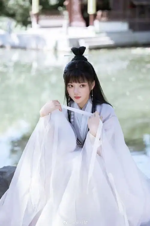 任敏玉骨遥校服写真好灵动#@演员任敏古风校服写真好可爱灵动,乖堑哪