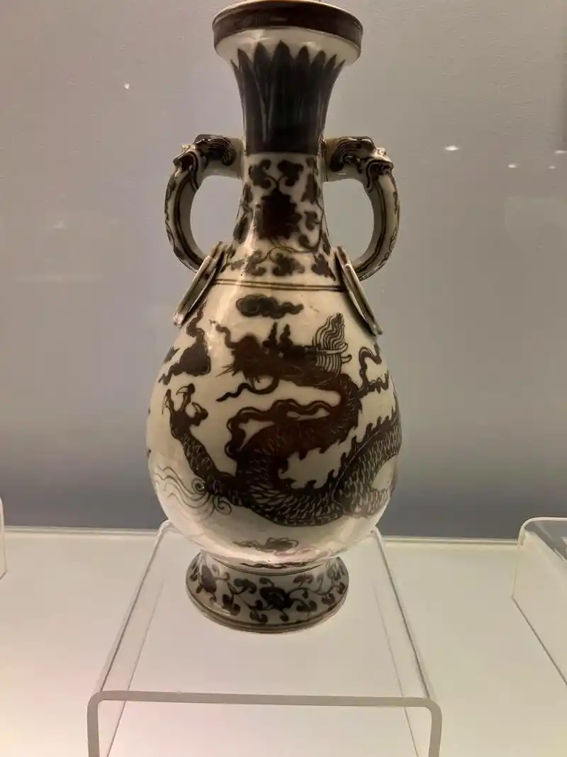 大明格古.上博明代瓷器赏析#明清瓷器 #器物之美 #收藏爱好 - 抖音