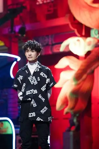 易烊千玺这就是街舞百强抢位赛大幕开启选人精准巧规划