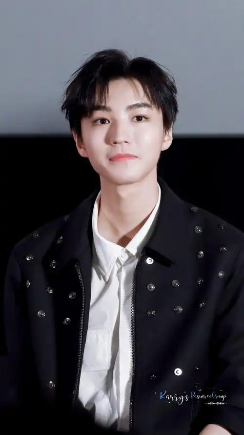 邂逅了缱绻温柔的怦然心动@tfboys-王俊凯