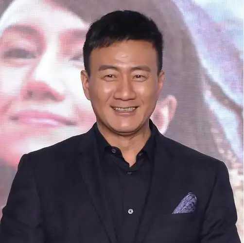 外界的舆论,更是无法影响他的风评.胡军的实力,早已得到观众认可.