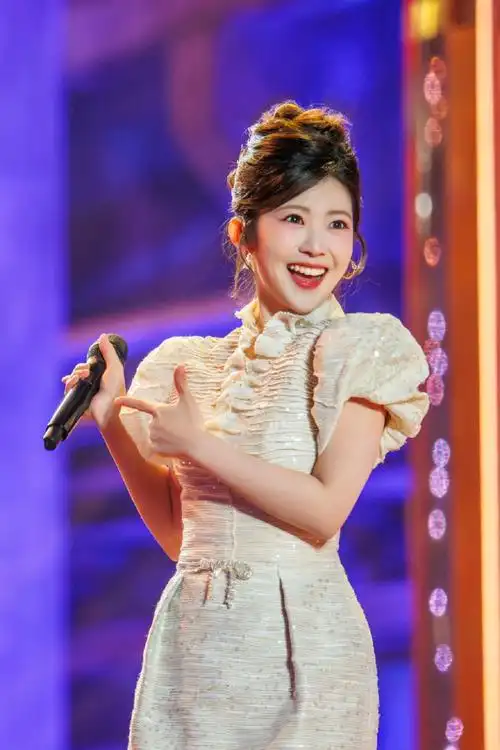 央视元宵晚会东北分会场上大分##央视元宵晚会##赖美云好甜