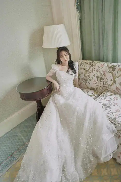 女明星婚纱造型合集|合集|婚纱|女明星_新浪新闻
