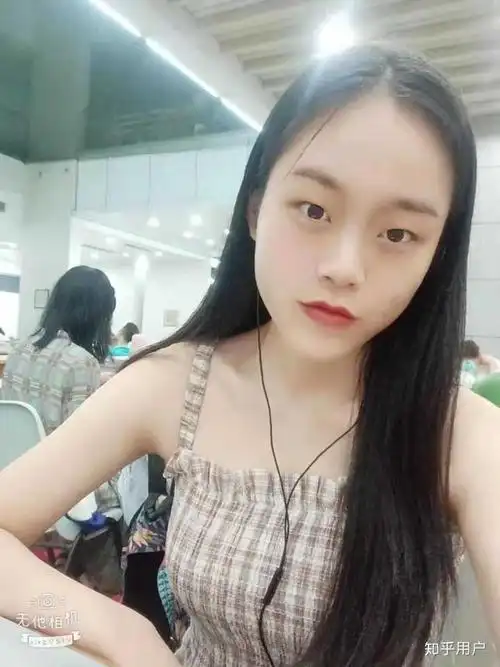 什么水平,希望各位仙女帅哥们指点一下呀～ 先来一张不笑的正脸照吧