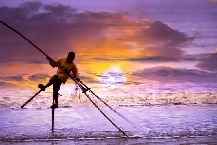 京族三岛高跷捕鱼之奇观