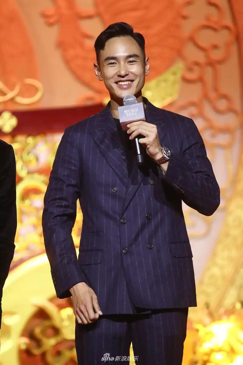 马思纯请教阮经天"土味情话"