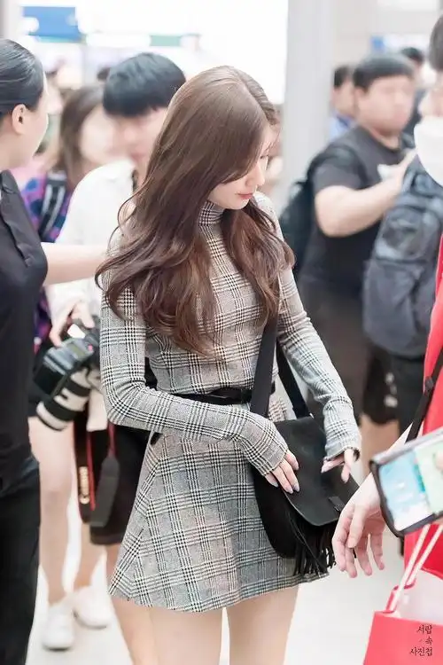 美女机场私服101