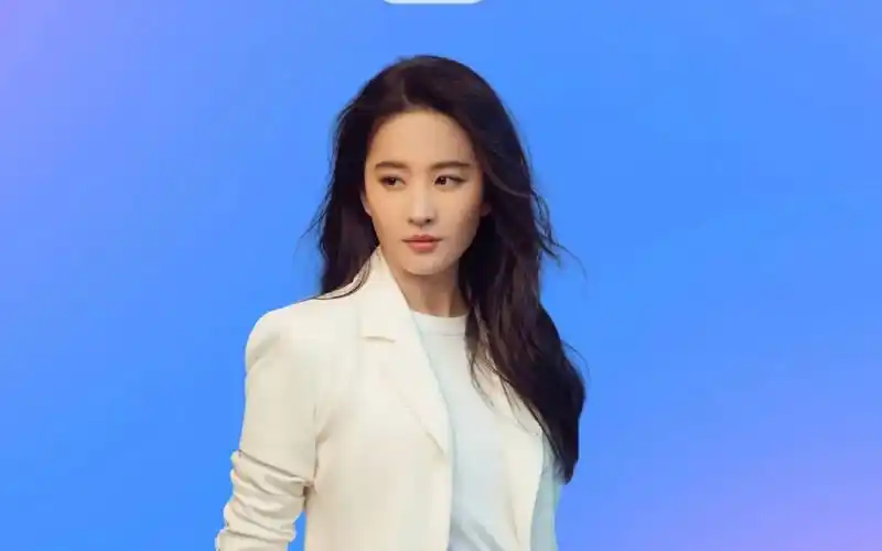 刘亦菲隐藏的身体秘密被爆,难怪至今无人敢娶,是个男人都接受不了