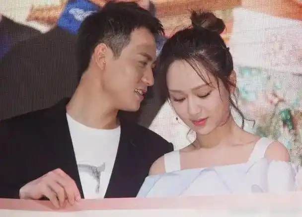 恩爱消失的6年杨紫秦俊杰中间隔的不止是爱胡辣汤的张雪迎