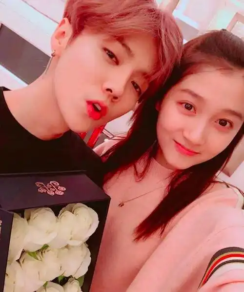 关晓丹的年纪(关晓彤多大了)