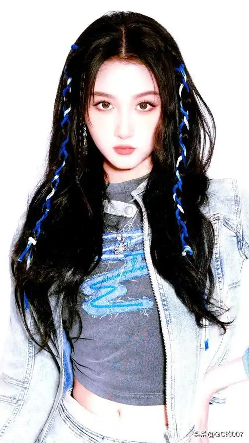 明星图片关晓彤