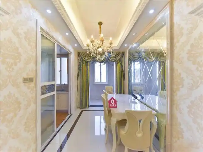 融创熙园三期4室2厅2卫近江南大学太高华莱乌