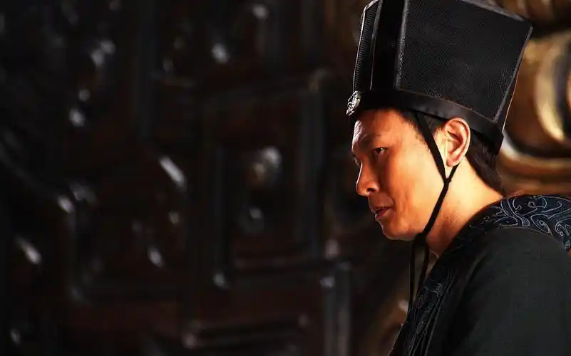 胡歌这部《神话》,有人说它只有8集)