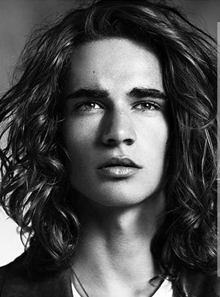 个性发型精选|男士戴眼镜发型帅气 文艺范很吸睛