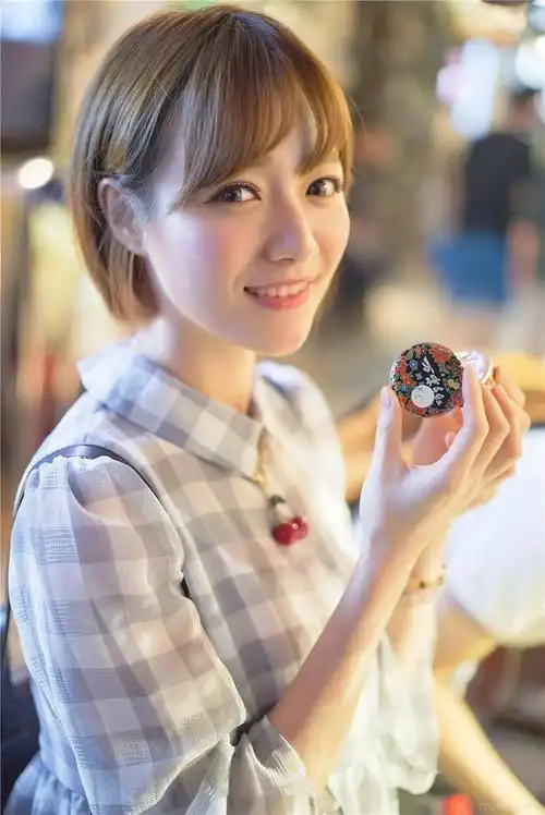 齐耳短发,青春可人