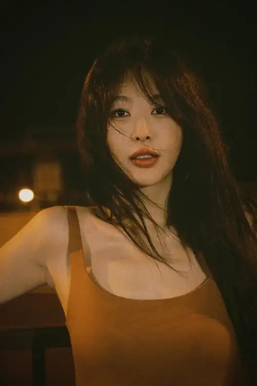 李菲儿街头松弛感max##李菲儿街头微醺照