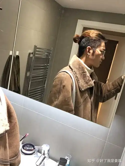 男生怎么留丸子头?