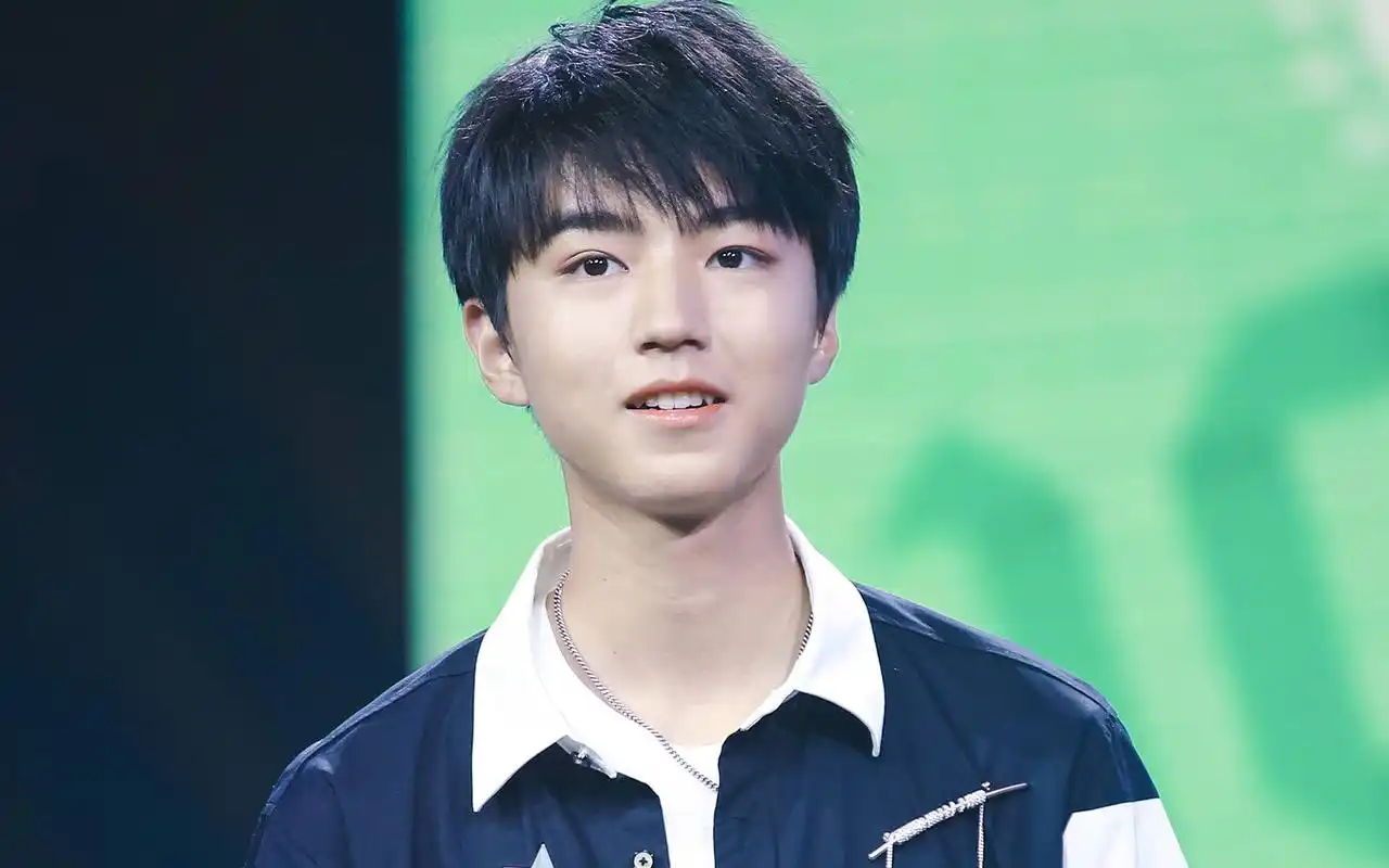 tfboys王俊凯高清图片桌面壁纸