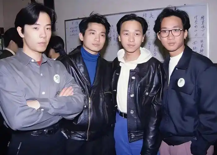 又有才华还优秀 关键长得还那么帅 这让我们粉丝怎么活#beyond  #黄