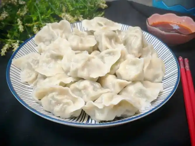 "湿气"最怕这菜,祛湿健脾又养胃,现在正当季,包饺子真香!