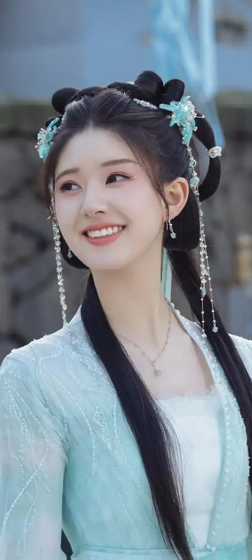 赵露思 古装 神隐剧照壁纸-高清图片-糖果壁纸