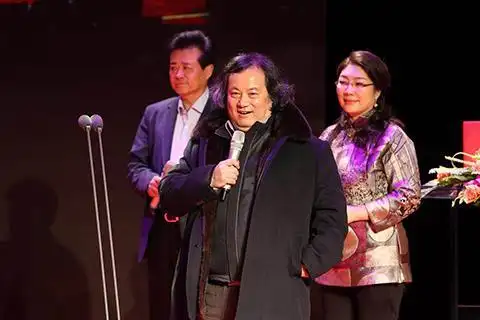 指挥家汤沐海介绍明年重点音乐演出.天津大剧院发布明年演出季.