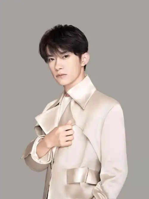 43岁刘涛保养很好易烊千玺喜提丈母娘网友张口就是一句妈