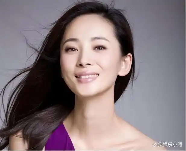 毫无疑问,在中国电影界,张艺谋被视为备受尊敬的大师.