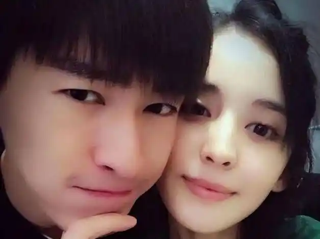 有种"夺命的刀",叫古力娜扎的腰,有种"夺人的魂",叫她的臀