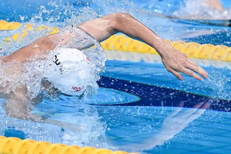 游泳——男子50米自由泳半决赛赛况