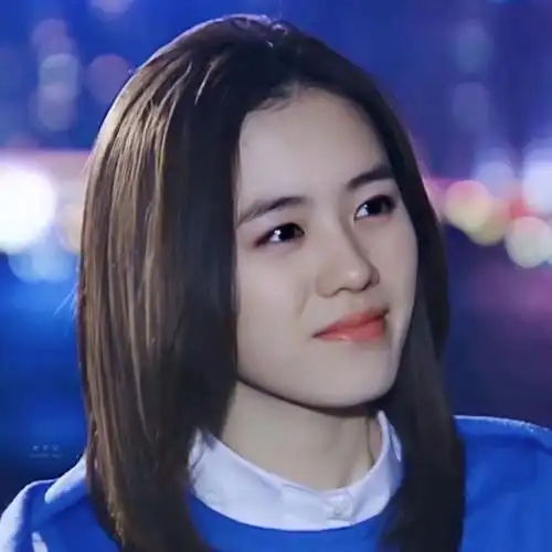 孙艺珍刚出道时期长相多图