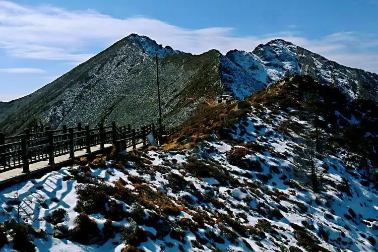 秦岭主峰《太白山》的真面目