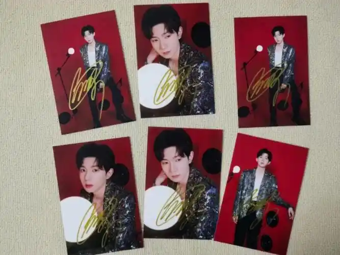 王源 签名照喜欢的宝私聊我带走亲签呀!#王源