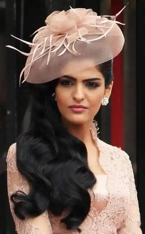 沙特最美王妃不戴头纱惹众怒和王子离婚后再嫁亿万富豪