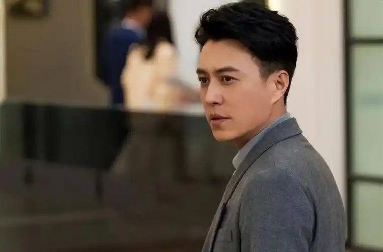 靳东的演技到底如何从伪装者明楼之后再无经典角色出现