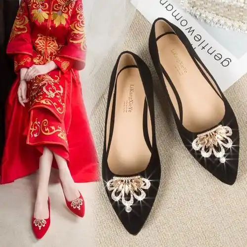 舒适平底尖头浅口仙女中式红色低跟单鞋女2023新款婚鞋孕妇新娘鞋