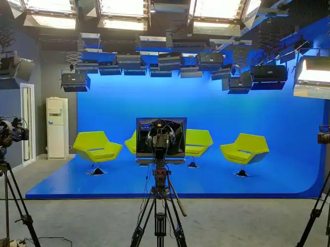 一站式演播室声学装修设计方案天创华视融媒体演播室节目形式采用4k