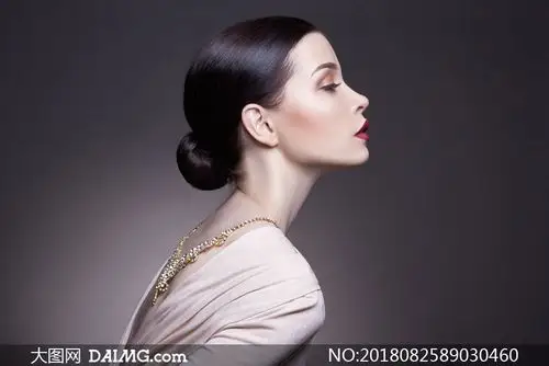 红唇盘发美女人像侧面摄影高清图片