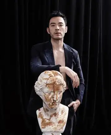 李光洁被评"零人设演员" 演技源于对生活的热爱