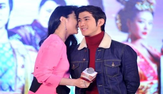 李治廷新恋情曝光说好等待范冰冰的呢