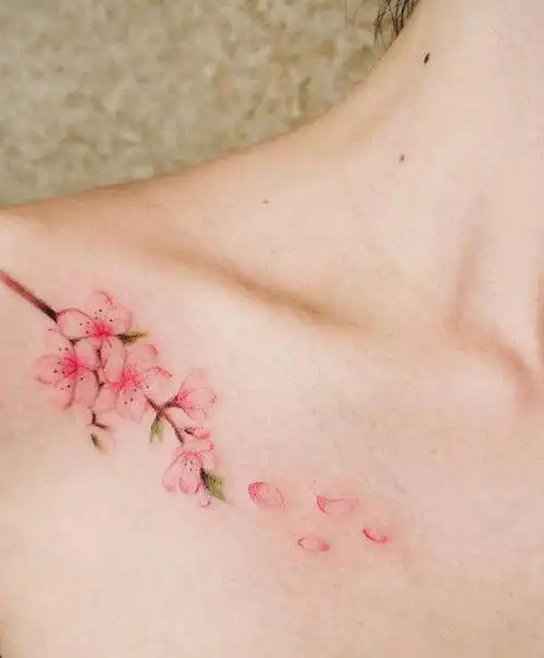 小清新-彤彤纹身图片_颈部小清醒纹身图案