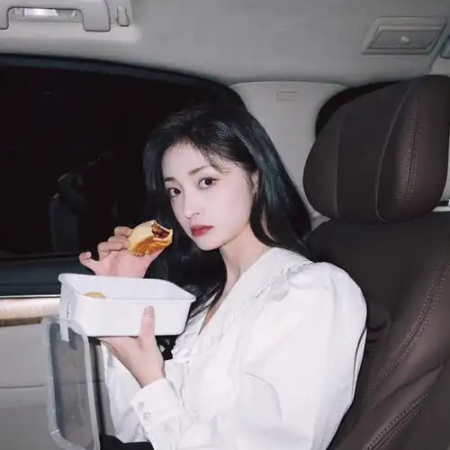 周洁琼头像第四弹