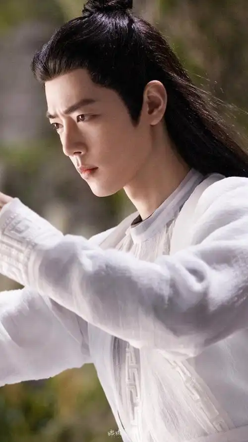 肖战超话「玉骨遥时影剧照」我的少司命时影90@x玖少年团肖战daytoy